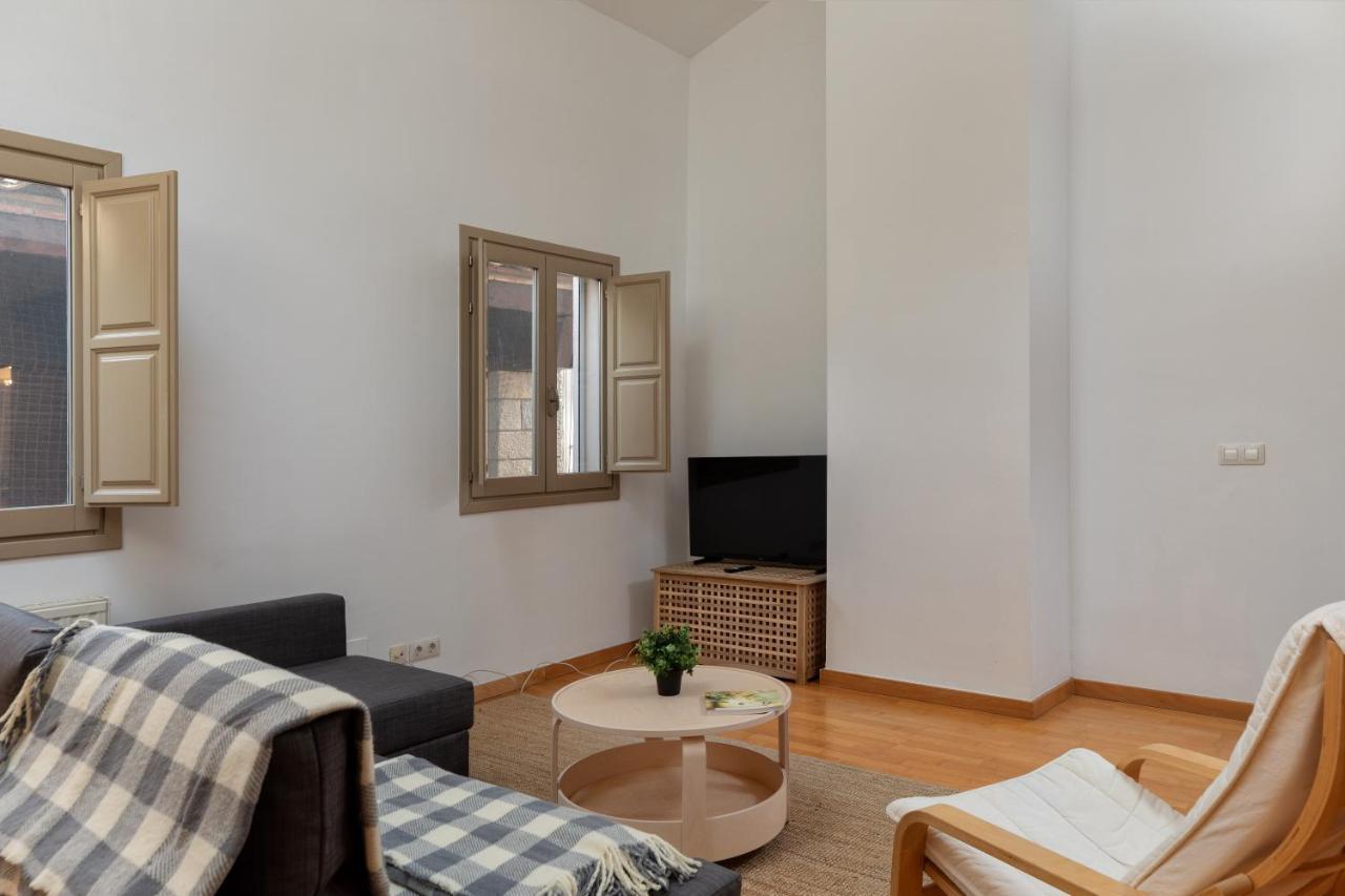 Flateli Cort Reial 7 Daire Girona Dış mekan fotoğraf