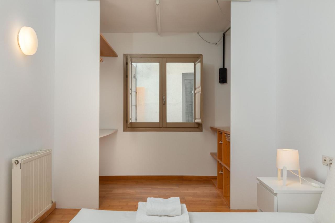 Flateli Cort Reial 7 Daire Girona Dış mekan fotoğraf